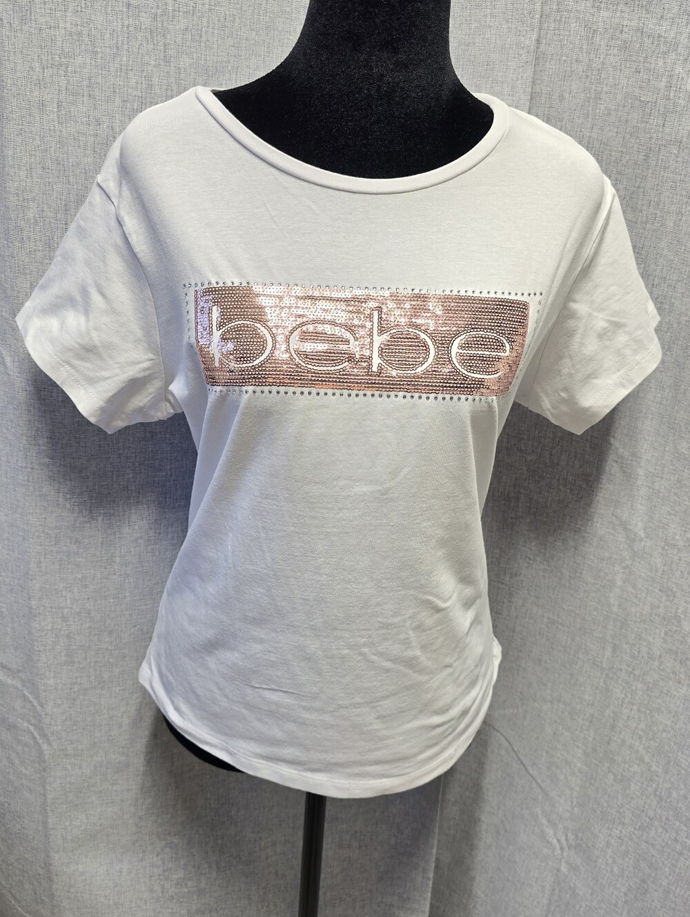 Bebe White Sequin Bling Logo T-Shirt Women's short Sleeve Top Size EG (XL) Y2K